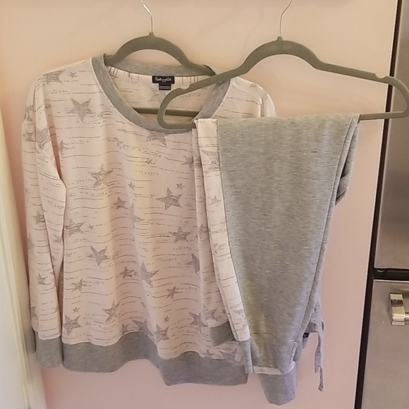 NWOT SPLENDID star pajamas set - Picture 3 of 8